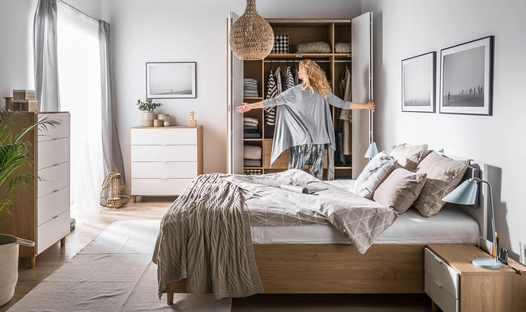 VelvetForms Simple – Sengeramme med Opbevaring 180×200 (Valgfri Farve & Ben)