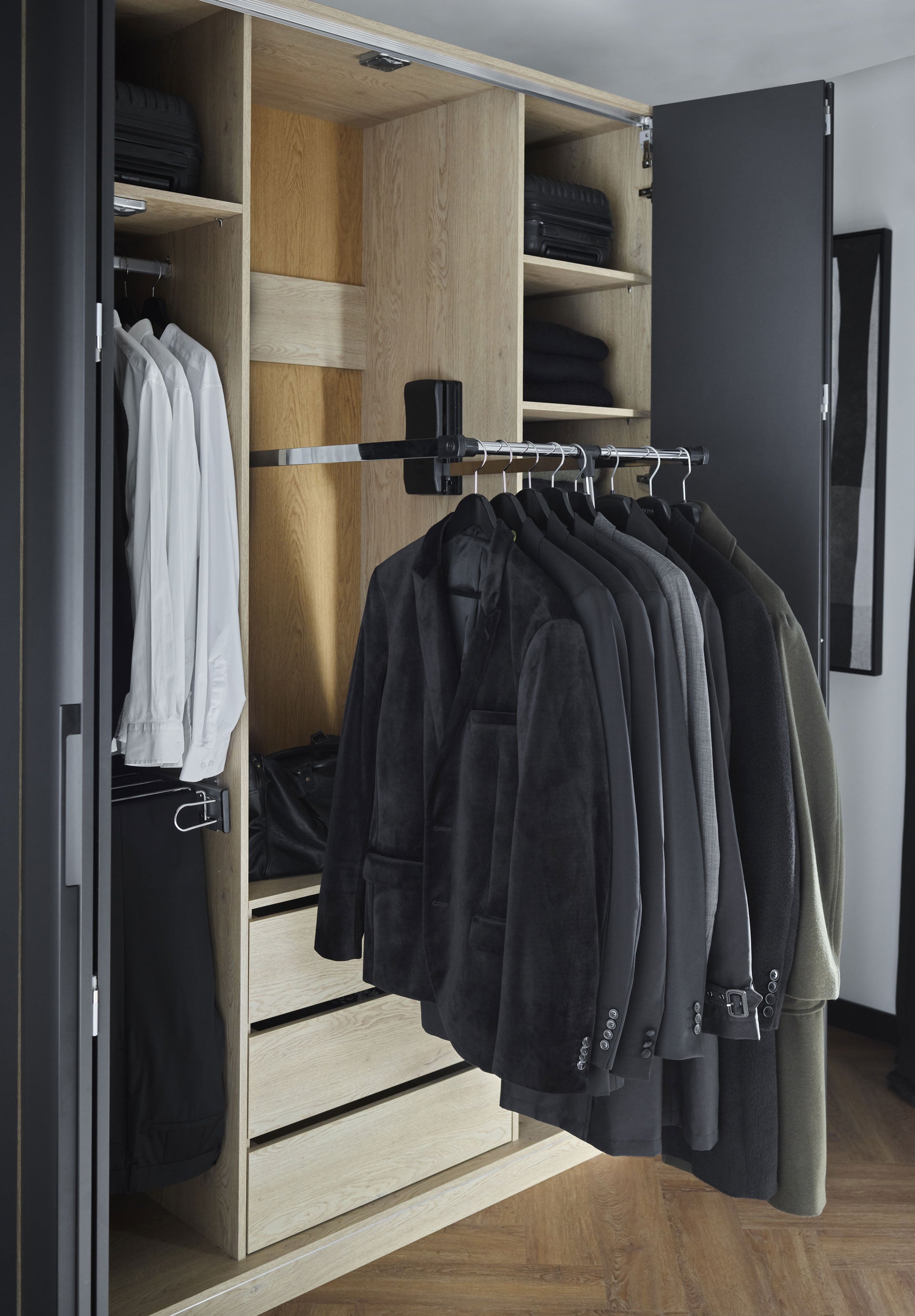 VelvetForms Stor – Åben Garderobe 160×240 (Naturlig Eg)